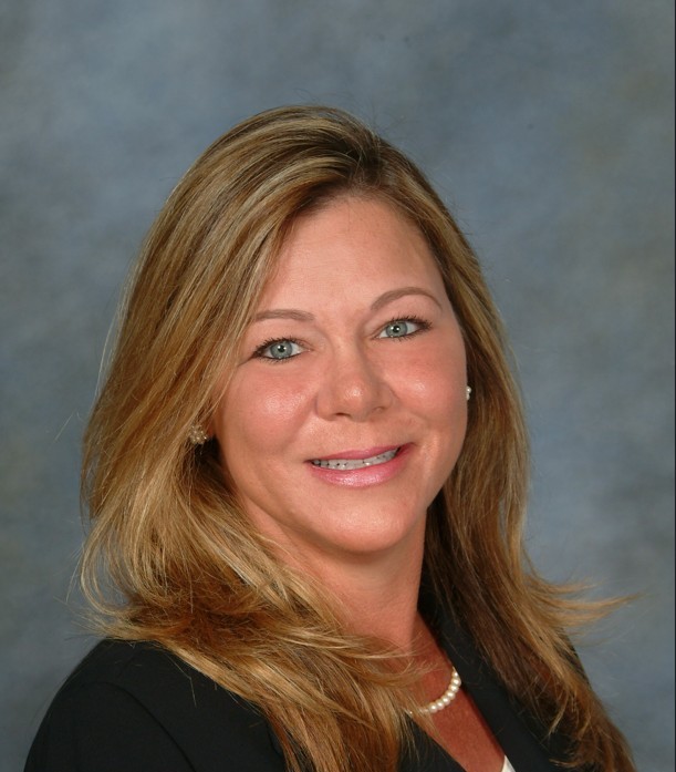 Agent Donna DeMarinis