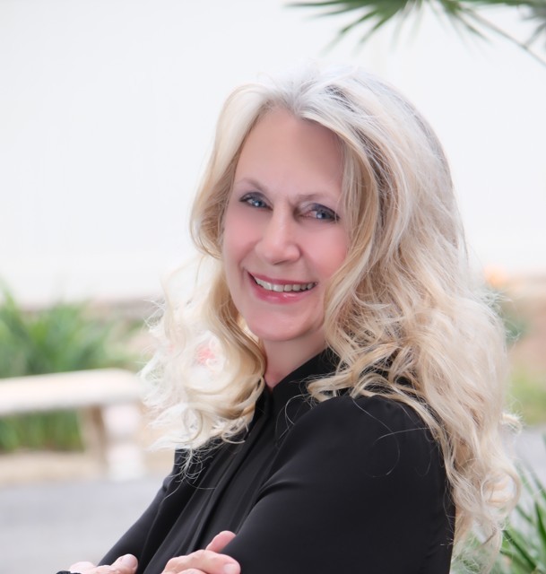 Agent Cathy Allcorn-Downing